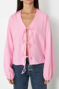 TRENDYOLMİLLA Light Pink Front tied up Weaving Shirt - Image 5