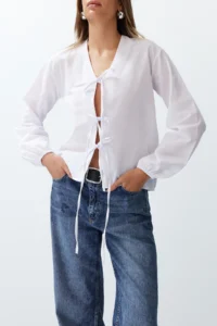TRENDYOLMİLLA White Front tied up Weaving Shirt - Image 5