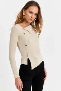 Cool & Sexy BUTTON with accessories CROSS COLLAR Blouse