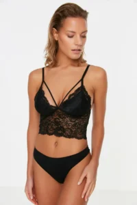 TRENDYOLMİLLA Black Lace Biye Detailed without filling Without underwire Rope Sleeveless Triangle Knitting Bustier Bra - Image 7