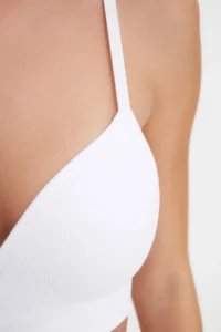 TRENDYOLMİLLA White seamless/Seamless Rope Sleeveless without filling Without underwire Covered bralette Knitting Bra - Image 2