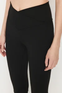 TRENDYOLMİLLA Black Double breasted Waist Detailed flared leg Yoga Knitting Sports Leggings - Image 4