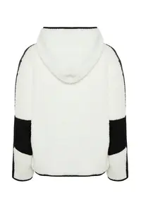 TRENDYOLMİLLA Ecru Color Blocked Parachute Material Detailed Plush Wide Pattern Knitting Sports Sweatshirt - Image 8