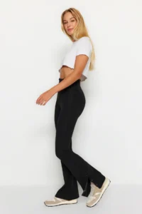 TRENDYOLMİLLA Black Shaping Hem Snap Button Detailed flared leg Yoga Knitting Sports Leggings - Image 4