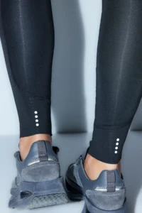 TRENDYOLMİLLA Black Extra Tummy Shaping Layer Mat Full Size Knitting Sports Leggings - Image 3
