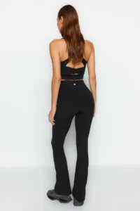 TRENDYOLMİLLA Black Brushed Soft Material Reflector Printed flared leg Yoga Knitting Sports Leggings - Image 5