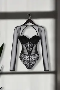TRENDYOLMİLLA Black Lace Cut Out/Window Detailed Covered Knitting Bodysuit .D.00003