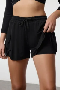 TRENDYOLMİLLA Black 2 Layer Knitting Sports Shorts with Tights Inside - Image 2
