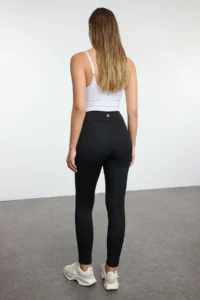 TRENDYOLMİLLA Black Brushed Soft Material With Fleece Inside Winter Knitting Full Size Sports Leggings - Image 9