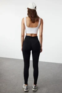 TRENDYOLMİLLA Black seamless/Seamless Push Up Full Size Knitting Sports Leggings - Image 7