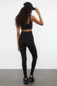 TRENDYOLMİLLA Black Brushed Soft Material Fuzo Full Size Yoga Knitting Sports Leggings - Image 5