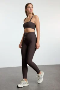 TRENDYOLMİLLA Brown Brushed Soft Material Pocket and Binding Detailed Full Size Knitting Sports Leggings - Image 3