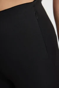 TRENDYOLMİLLA Black Shaping Zippered Pocket Detail Tam Size Knitting Sports Pantolonu - Image 6