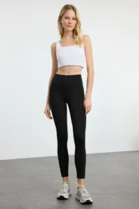 TRENDYOLMİLLA Black Soft Brushed Material Reflector Print Detailed Full Size Knitting Sports Leggings - Image 2