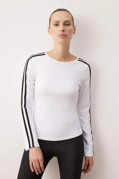 THMAW26BZ00000-WHITE_1