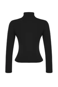 TRENDYOLMİLLA Black Scuba Material Zippered and Reflector Printed Sports Knitting Top/Blouse - Image 8