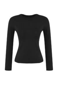 TRENDYOLMİLLA Black Stitching Detailed Scuba Material Sports Knitting Top/Blouse - Image 5