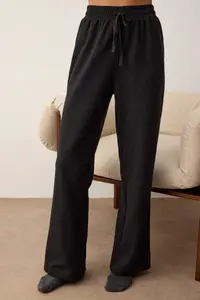 TRENDYOLMİLLA Anthracite Waist Binding Detailed Waffle Knitting Pajama Set - Image 3