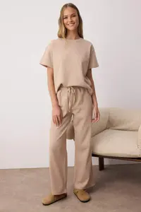 TRENDYOLMİLLA Beige Waist Binding Detailed Waffle Knitting Pajama Set