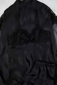 TRENDYOLMİLLA Black 3 Sets Dowry Set Satin Weaving Pajama Set - Image 8