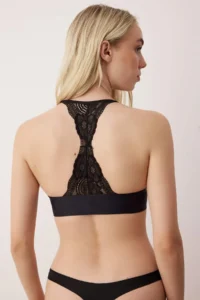 TRENDYOLMİLLA Black Micro Lace and Front Buckle Detailed Push Up T-Shirt Bra Knitting Bra - Image 5
