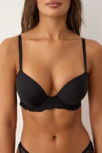 TRENDYOLMİLLA Black Micro Lace Detailed Covered T-Shirt Bra Knitting Bra - Image 3