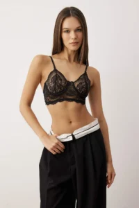 TRENDYOLMİLLA Black-White 2 Sets Lace Wireless Bustier Knitting Bra - Image 8