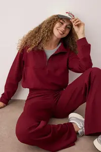TRENDYOLMİLLA Burgundy Brushed Soft Material Sports Knitting Sweatshirt - Image 3