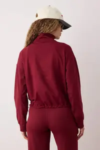 TRENDYOLMİLLA Burgundy Brushed Soft Material Sports Knitting Sweatshirt - Image 5