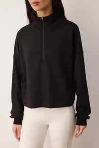TRENDYOLMİLLA Black Zippered Sports Knitting Sweatshirt - Image 3