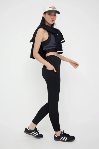 THMAW26TY00004-BLACK_1