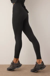 TRENDYOLMİLLA Black Soft Brushed Material Full Size Knitting Sports Leggings - Image 4