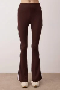 TRENDYOLMİLLA Brown Scuba Material Stripe Detailed flared leg Yoga Knitting Sports Leggings - Image 3