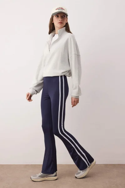 THMAW26TY00014-NAVY-BLUE_1