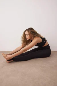 TRENDYOLMİLLA Black Brushed Soft Material Füzo Sports Leggings - Image 4