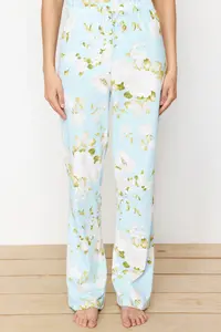 TRENDYOLMİLLA Mavi 100% Cotton flower patterned Knitting Pajama Set - Image 5