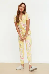 TRENDYOLMİLLA Yellow 100% Cotton flower patterned Shirt-Pants Knitting Pajama Set - Image 3