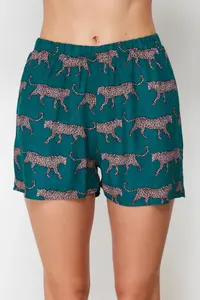 TRENDYOLMİLLA Emerald Green Patterned Viscose OF shorts Weaving Pajama Set - Image 5