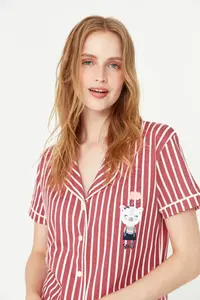 TRENDYOLMİLLA Pink Striped Hayvan Printed Shirt-Pants Knitting Pajama Set - Image 6