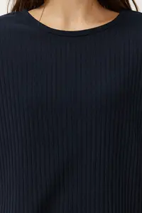 TRENDYOLMİLLA Navy Blue Slogan Printed Tire Detailed Ribbed T-Shirt-Pants Knitting Pajamas - Image 4