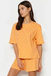 TRENDYOLMİLLA Orange 100% Cotton Polka Dot and Heart OF shorts Knitting Pajama Set - Image 3