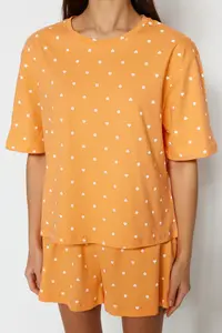 TRENDYOLMİLLA Orange 100% Cotton Polka Dot and Heart OF shorts Knitting Pajama Set - Image 4