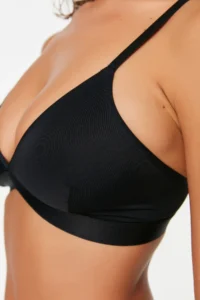 TRENDYOLMİLLA Black Micro Rope Sleeveless Without underwire Wireless Triangle Knitting Bra - Image 3