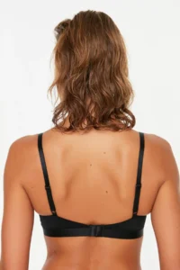 TRENDYOLMİLLA Black Micro Rope Sleeveless Without underwire Wireless Triangle Knitting Bra - Image 7