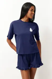 TRENDYOLMİLLA Navy Blue Frilly Printed OF shorts Knitting Pajama Set - Image 5