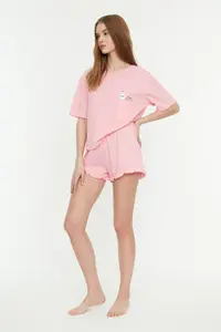 TRENDYOLMİLLA Pink Frilly Printed OF shorts Knitting Pajama Set - Image 3