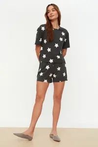 TRENDYOLMİLLA Multicolored 100% Cotton Star Patterned OF shorts Knitting Pajama Set - Image 2