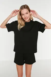TRENDYOLMİLLA Black Waffle Material OF shorts Knitting Pajama Set - Image 3