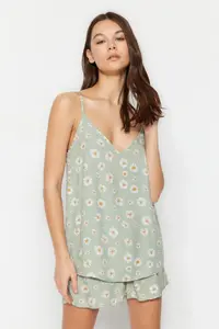 TRENDYOLMİLLA Light Green flower patterned Rope Sleeveless Viscose OF shorts Weaving Pajama Set - Image 6