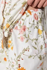 TRENDYOLMİLLA Multicolored 100% Cotton flower patterned OF shorts Knitting Pajama Set - Image 3